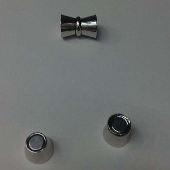 電子喇叭磁鐵的居里溫度是多少？